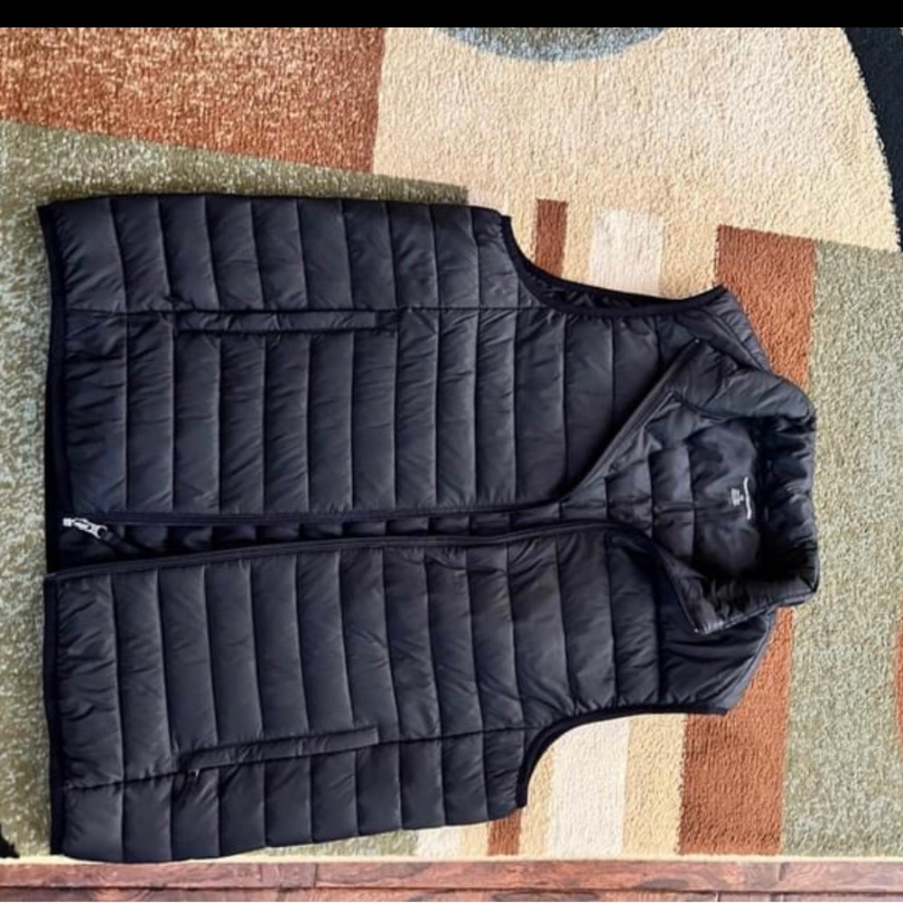 Mens lightweight vest